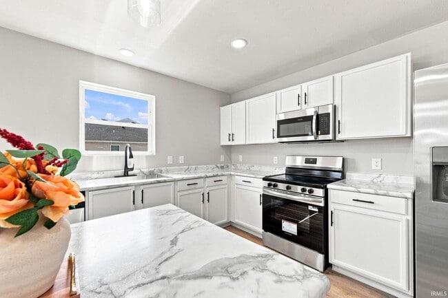 2995 Peebleshire Ln