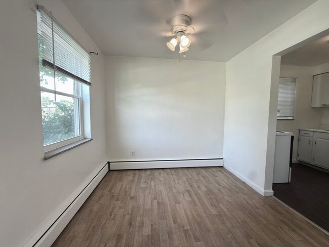 Photo - 5911 Cary Ave Unit 1