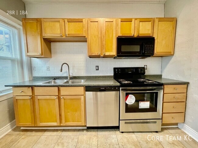 Photo - Large 2 Bed in Strawberry Hill Unit 537