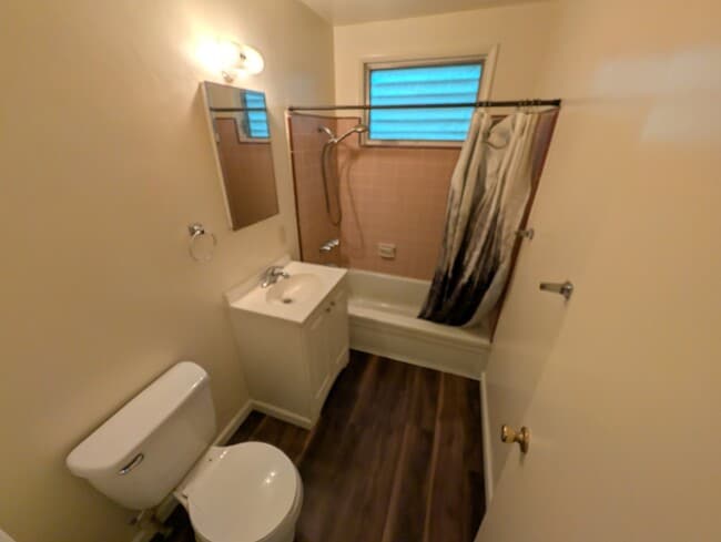 Photo - 220 W 1st Ave Unit F