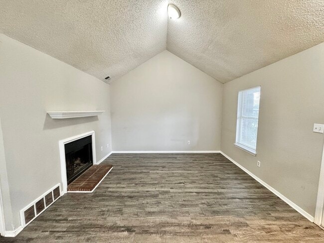 Photo - 6481 Summer Creek E