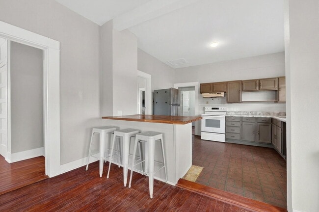 Photo - 3021 Co Rd 467