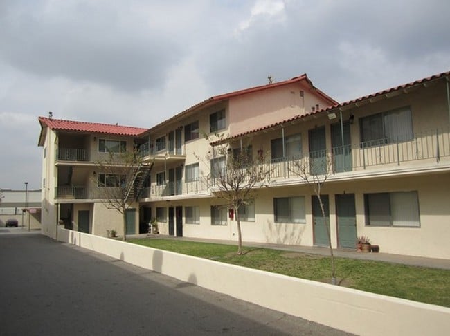 Greenwood Apartaments - Greenwood Apts