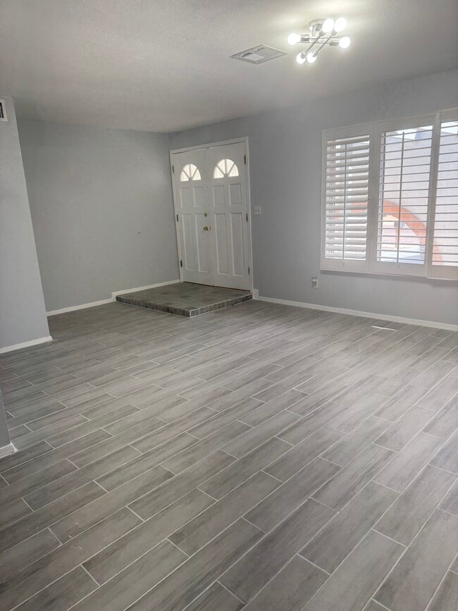 Building Photo - 3744 W Kariba Dr Unit 1