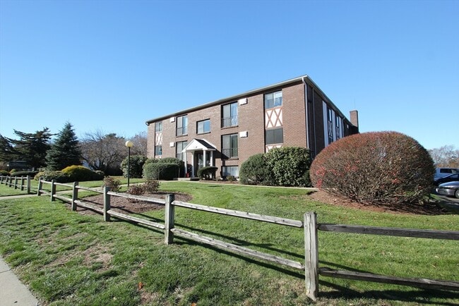 Building Photo - 139 King St Unit 304B