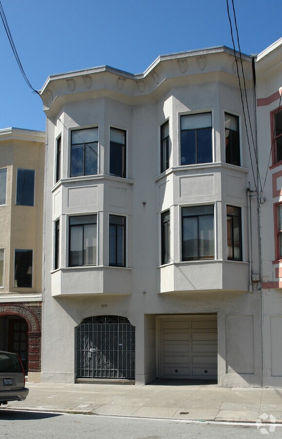 Photo - 779 Ninth Avenue