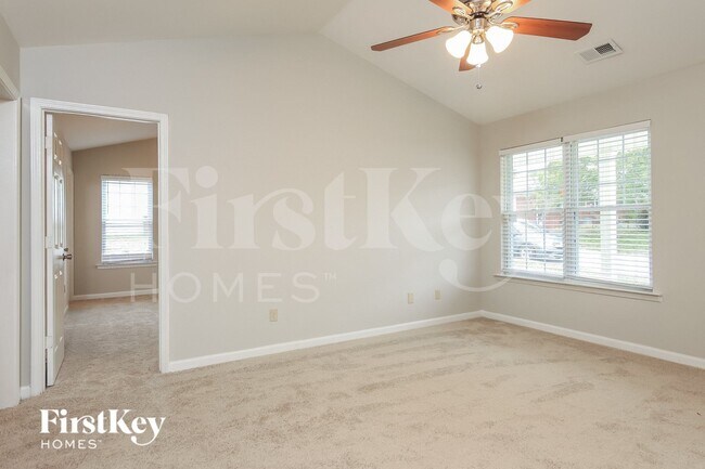 Photo - 4 Franklinwood Dr