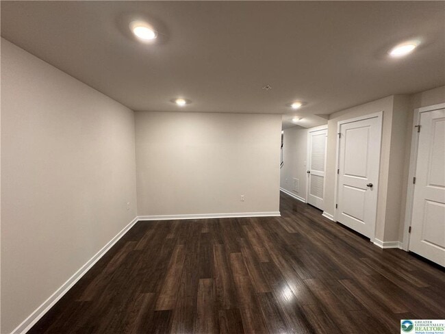 Photo - 4934 Brookside Ct