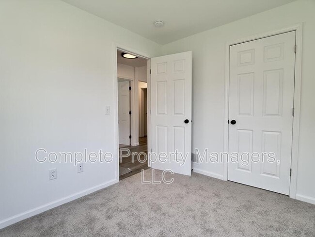 Photo - 247 E Fremont St