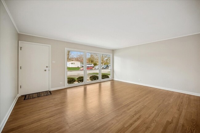 Photo - 1001 Longaker Rd