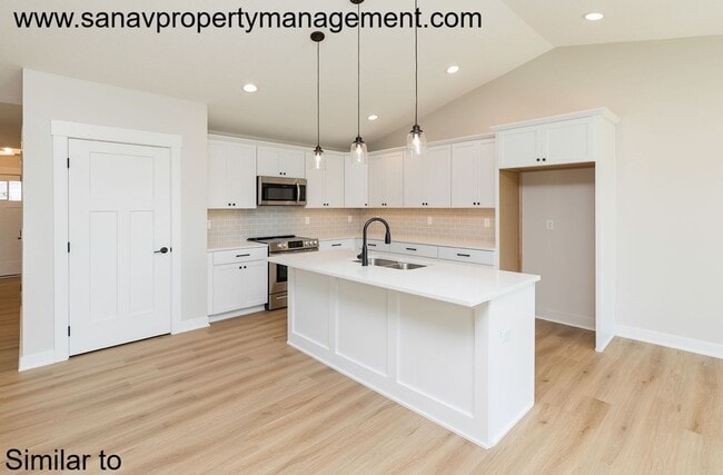 Photo - Luxury 2,200 Sq Ft Villa with Chef’s Kitch...