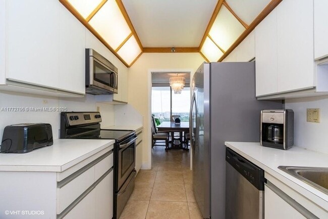 Photo - 19707 Turnberry Way Unit 23C