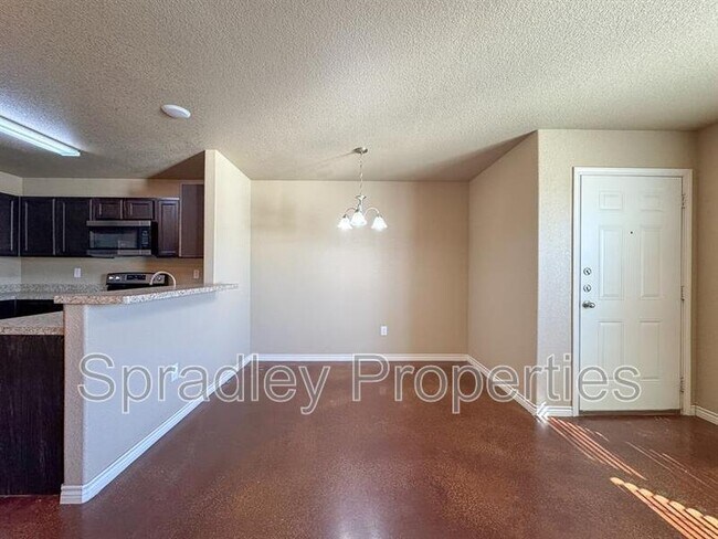 Photo - 1526 Brady Way