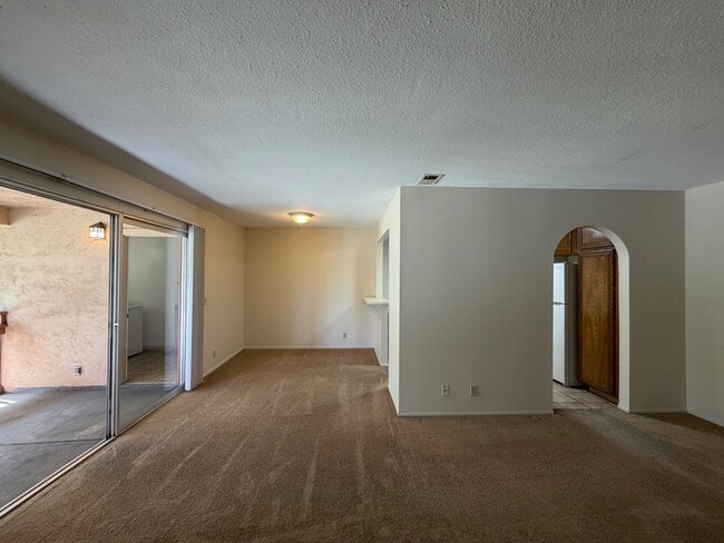 Spacious 2-Bedroom Condo in Prime Santa Clara Location - 2 Car parking spots included, in-unit la...