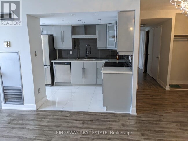 Photo - 350 Webb Dr Unit 404