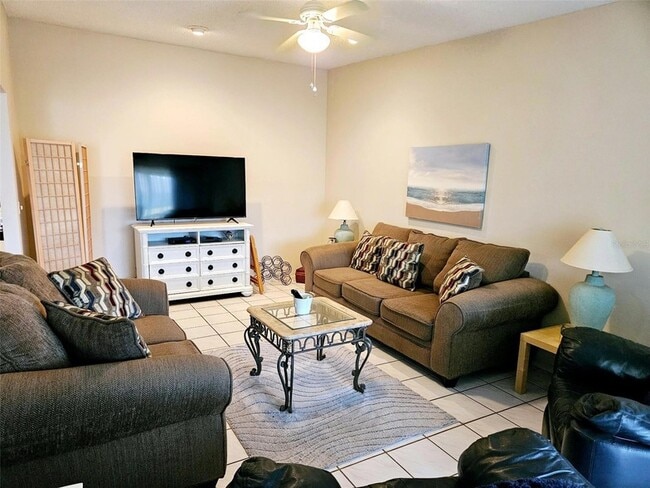 Photo - 4107 41st St W