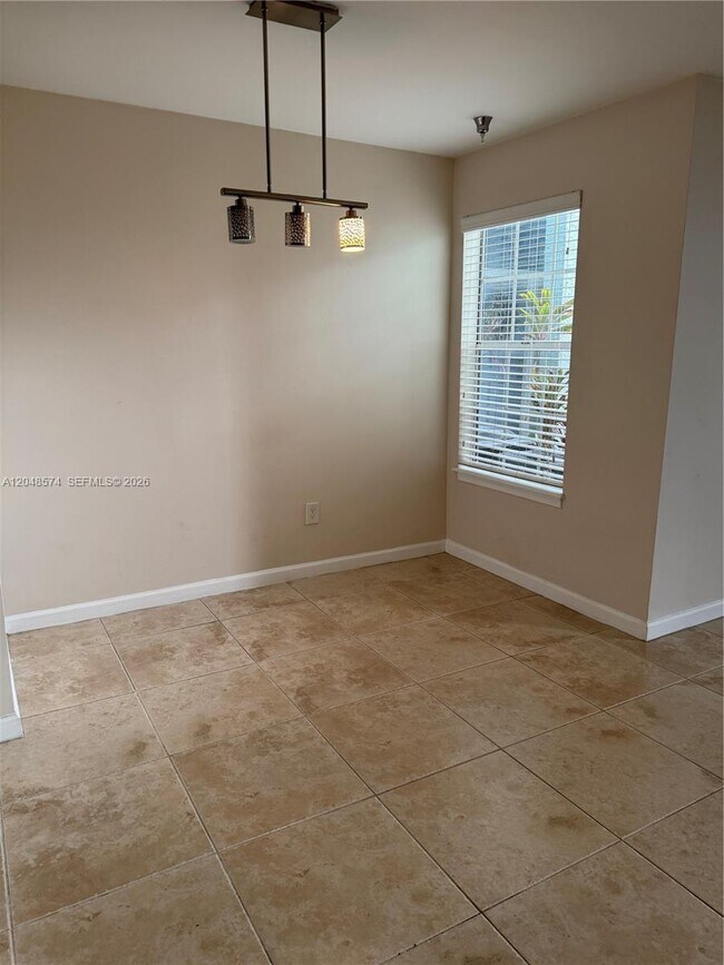 Photo - 1205 Crystal Way Unit E