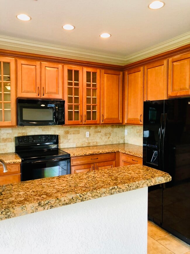 Photo - 1153 Normandie Way