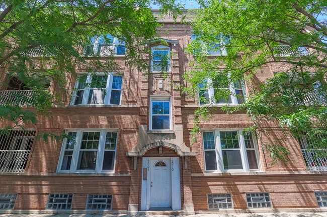 Photo - 2010 N Spaulding Ave Condo Unit 2