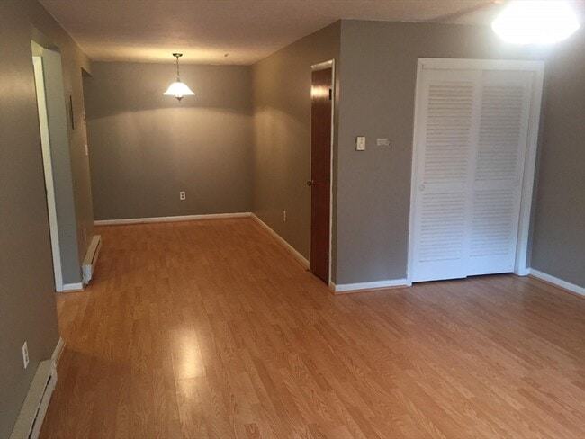 Building Photo - 55 Will Dr Unit 154