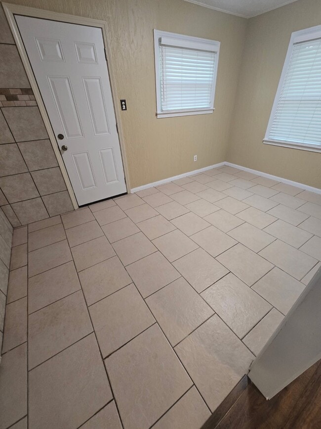 Photo - 833 Magnolia St