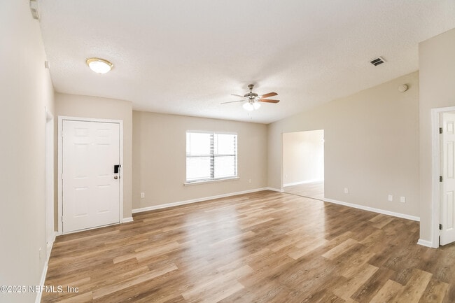 Photo - 7625 Ginder Ct