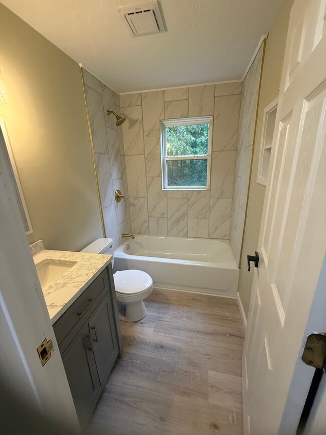 Photo - 241 Hamrick Dr