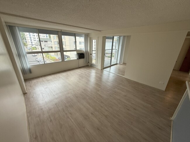 Building Photo - 1621 Dole St Unit 208 Rental