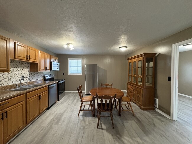 Photo - 1114 Knight St
