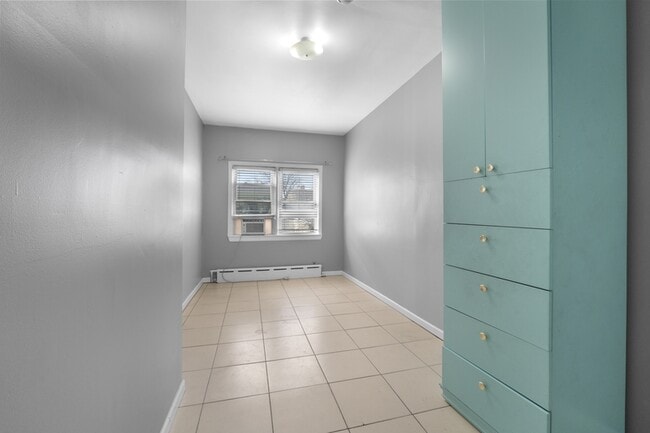 Photo - 6113 Washington St