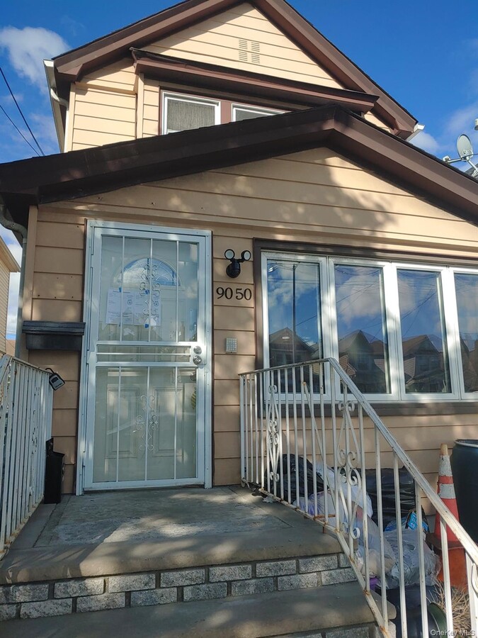 Photo - 90-50 Francis Lewis Blvd