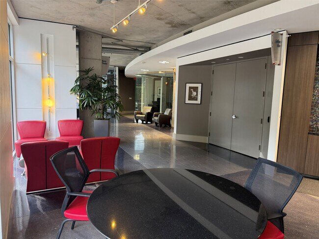 1901 Post Oak Blvd Unit 1105