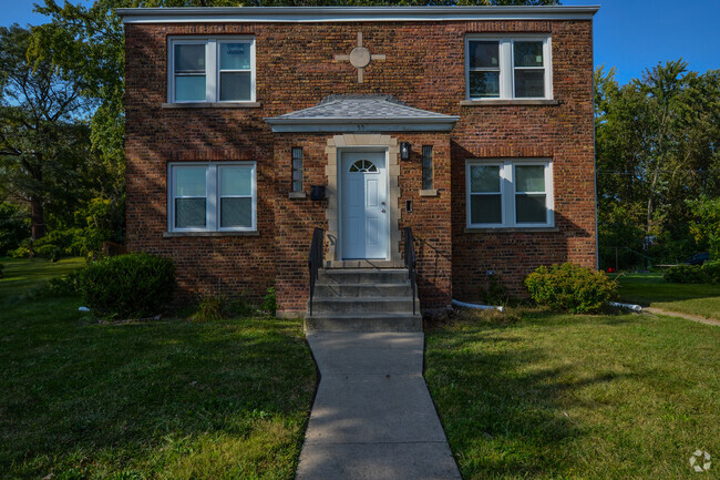 Building Photo - 55 Parkside Ave Rental