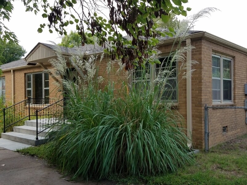 Photo - 1112 N Woodrow Ave