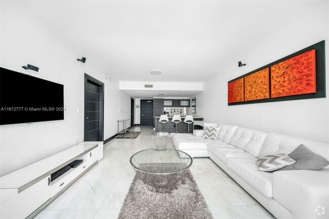 Building Photo - 200 Biscayne Blvd Way Unit 3810 Rental