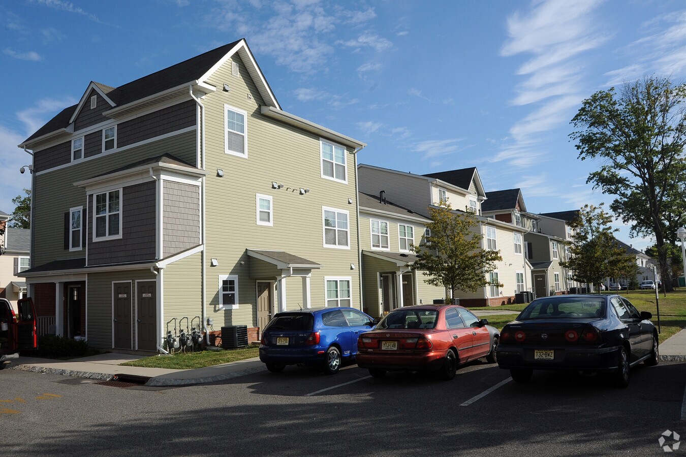 Photo - Garfield Court