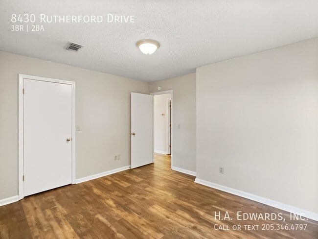 Photo - 8430 Rutherford Dr
