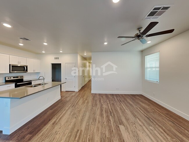 Photo - 21483 S 231st Way