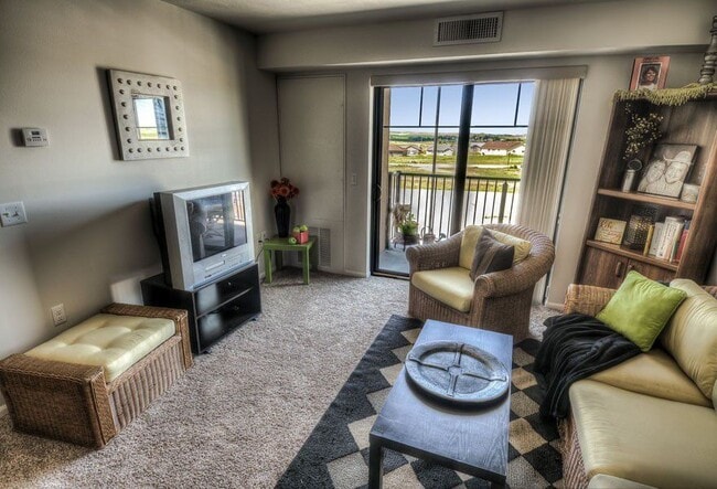 Photo - Highlands Ridge Apartments