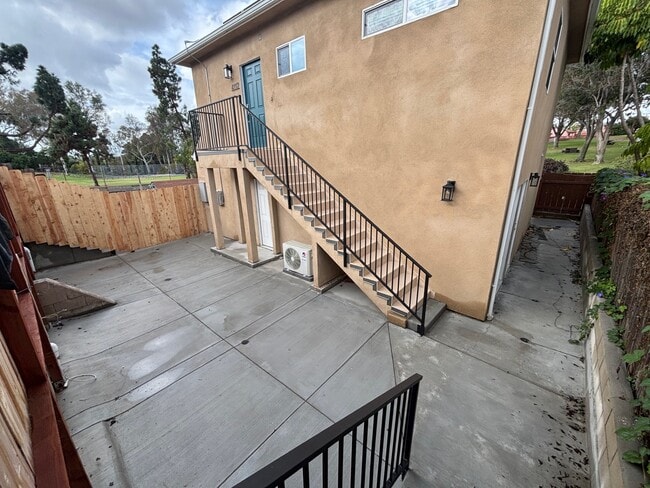 Building Photo - 4112 Pepper Dr