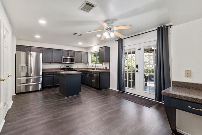 Photo - 1305 Cedar Brook Dr