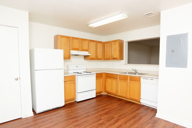 Crescent Pointe Townhomes