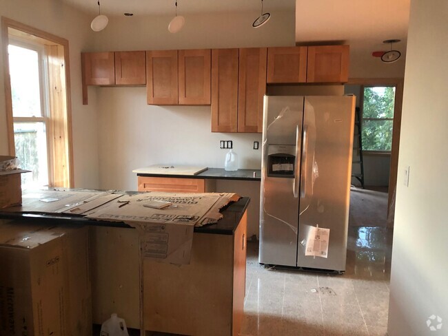 Building Photo - 20 Winthrop St Unit 1 Rental