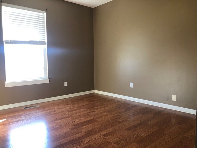 Photo - 15450 NW 126th St