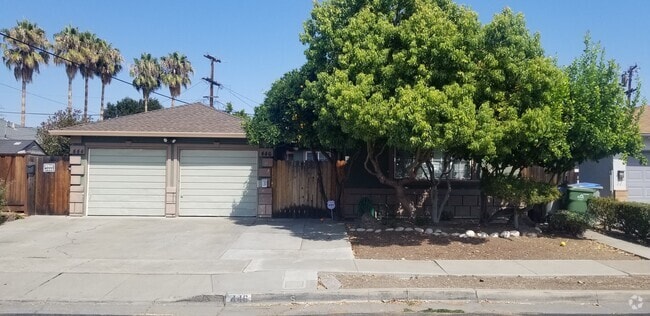 Building Photo - 444 Doma Dr Rental