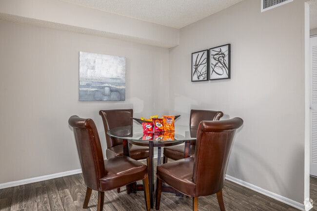 2BR, 2BA - 1,064SF - Dining Room