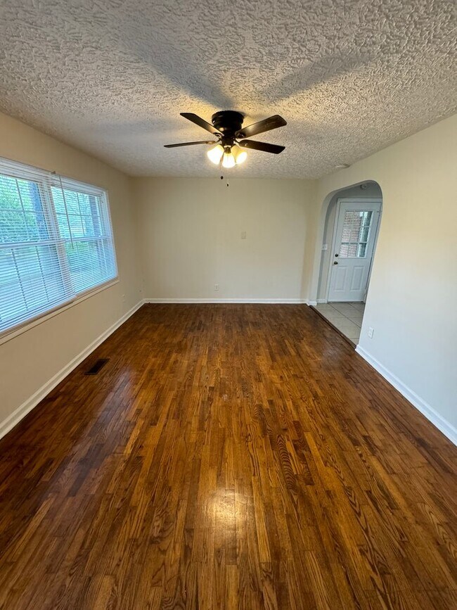 Photo - 3/1 Brick House in West Rome $1,195