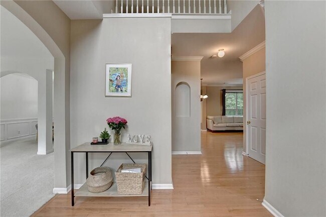 Photo - 2172 Woodbriar Dr