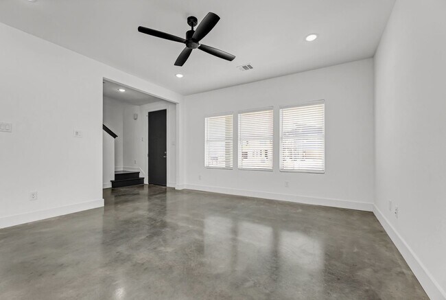 Photo - 3013 Alpha Wolf Ct