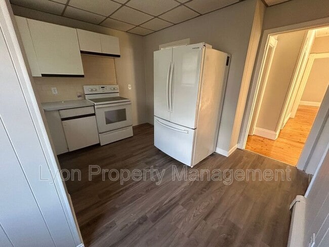 Photo - 34 Hodges Ave Unit 2